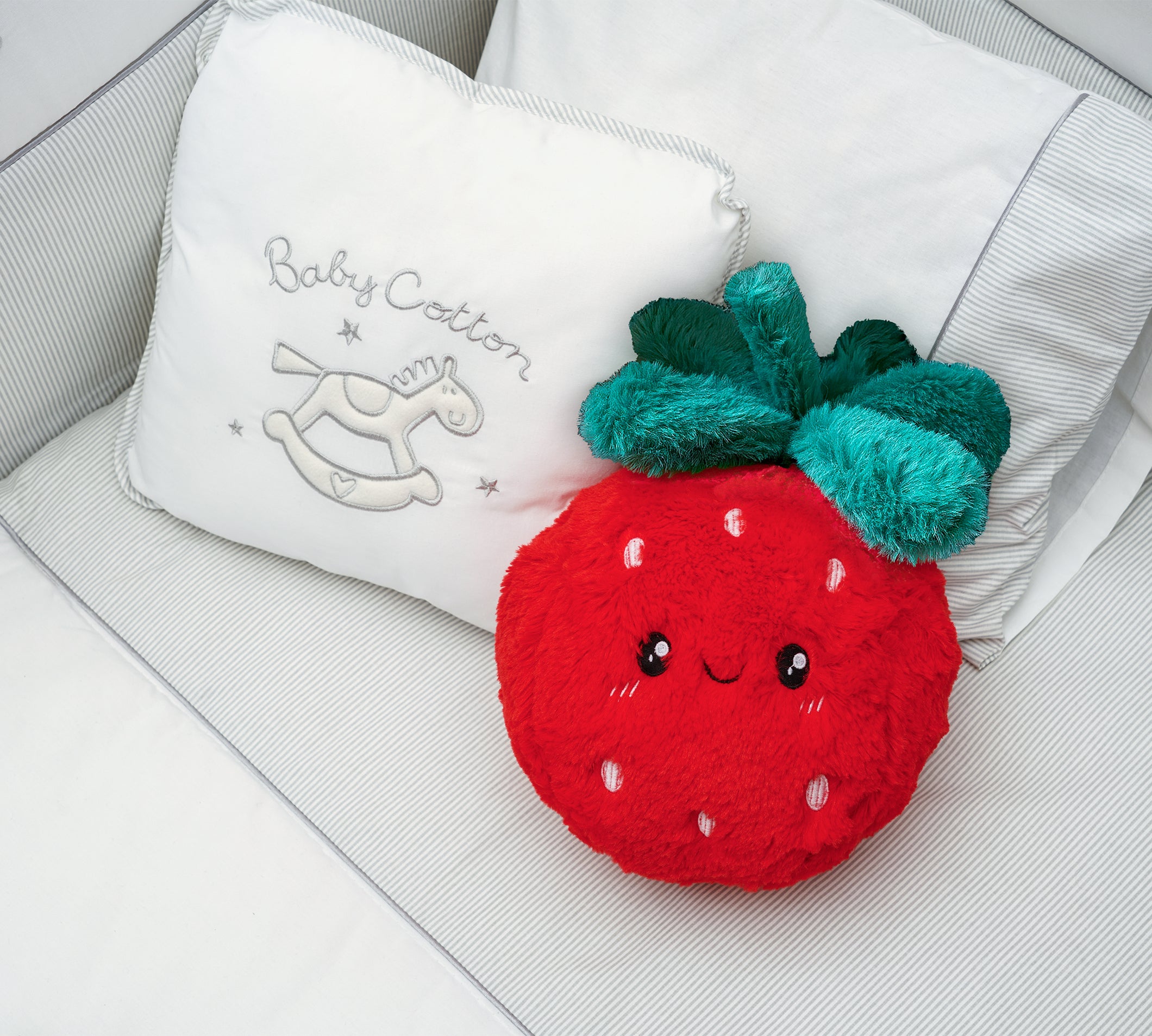 Cilek Strawberry-Kissen – Bild 3